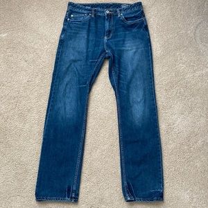 Tommy Bahama Standard Denim 34 x 34 100% cotton